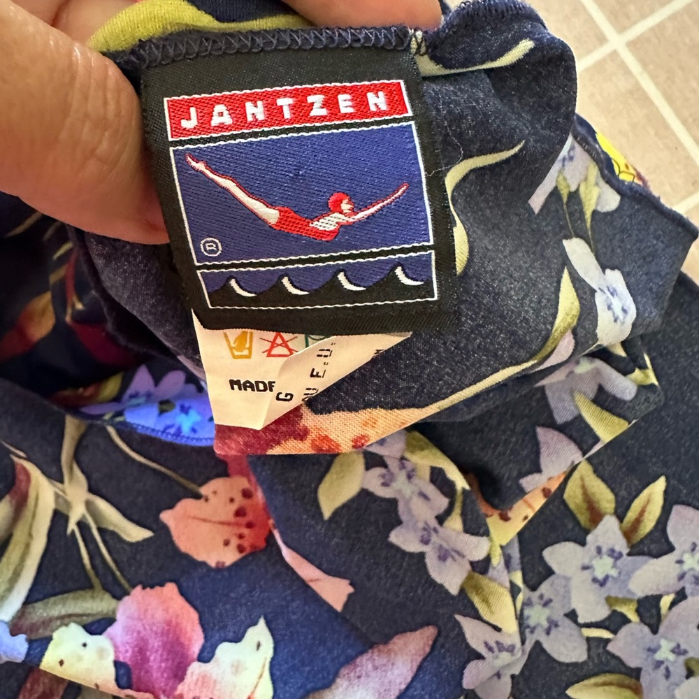 Jantzen vintage Floral Swim Cover-Up in Navy and Multicolor